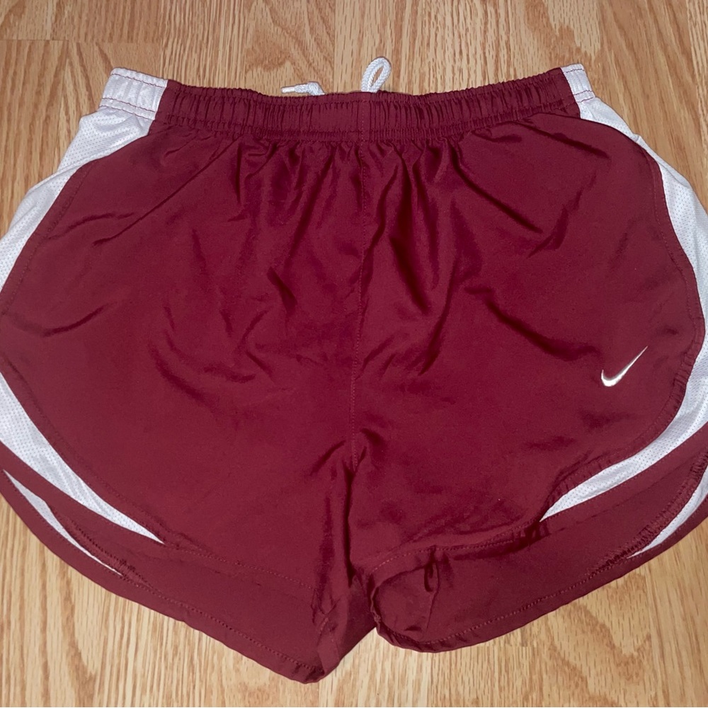 maroon nike running shorts